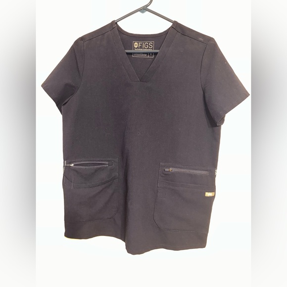 FIGS SCRUB TOP - Picture 2 of 7